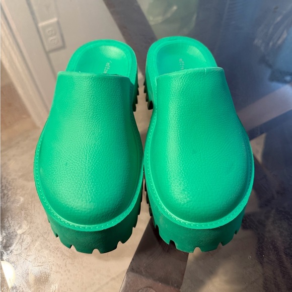 Jeffrey campbell clogs size 6 - Picture 2 of 8